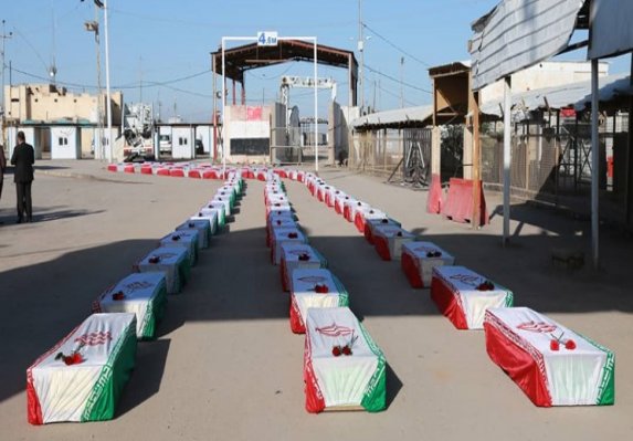 پیکر مطهر ۷۲ شهید سال‌های دفاع مقدس وارد کشور شد 