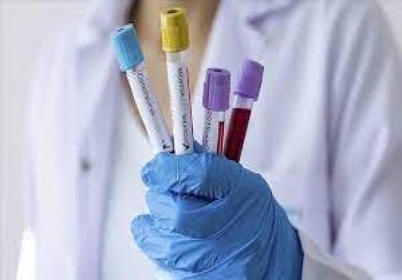 افزایش ۱۵ درصدی مراجعه به مراکز منتخب کرونا در مناطق تحت پوشش دانشگاه علوم پزشکی مشهد