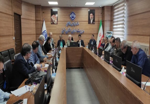 نشست شورای راهبردی تامین اجتماعی استان البرز با حضور شرکای اجتماعی برگزار شد 